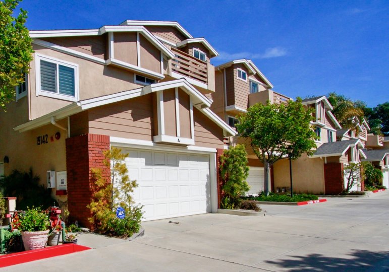 Holly Street Townhomes Huntington Beach CA